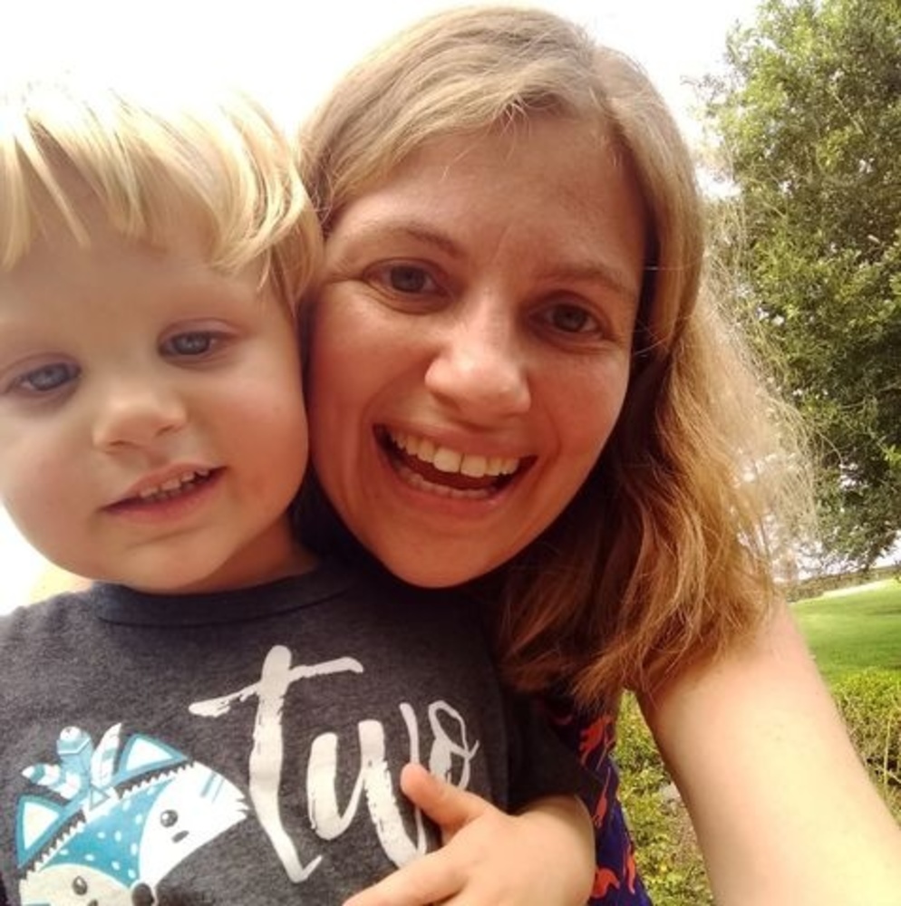 Meet your Posher, Julia